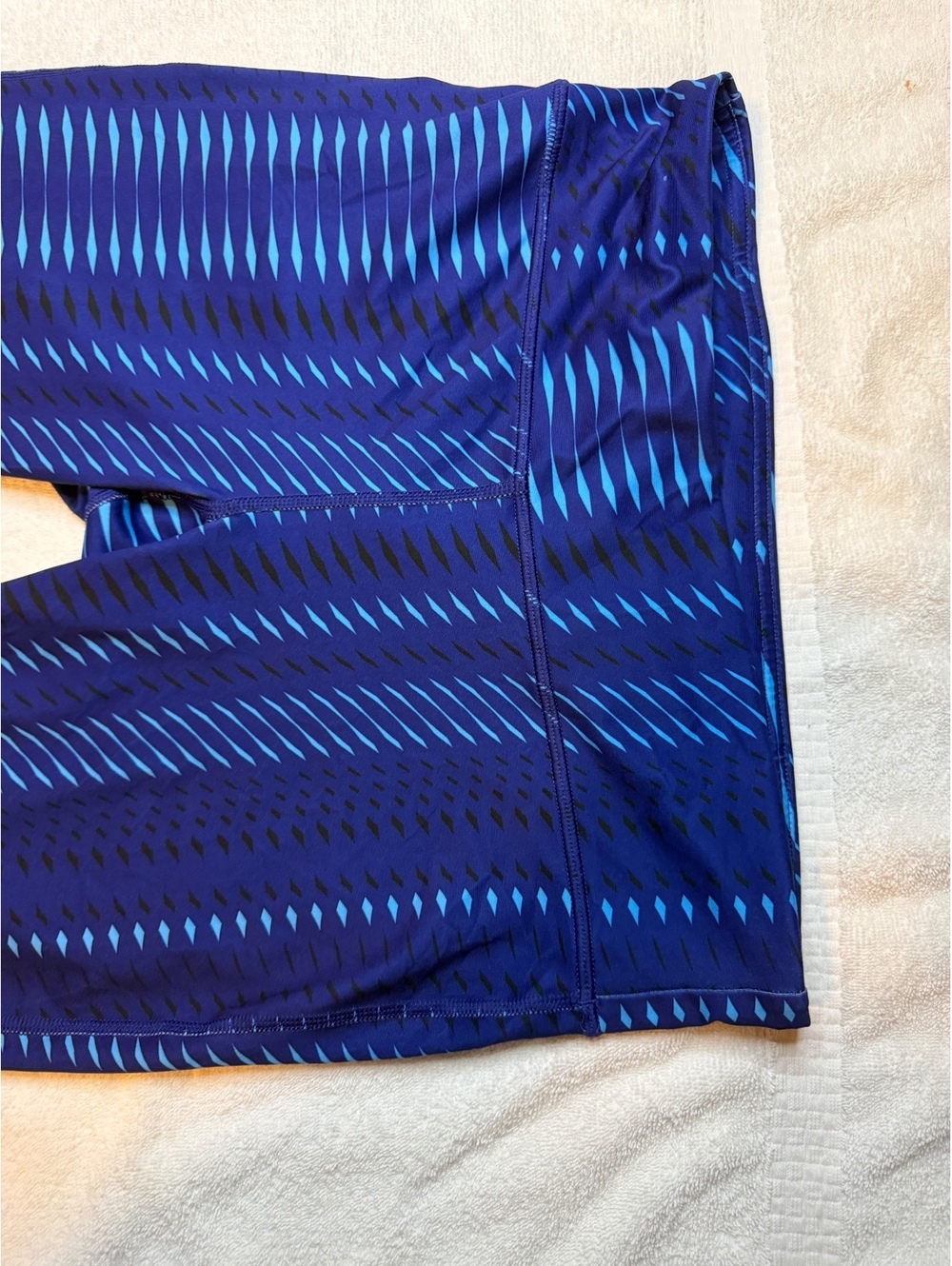 Under Armour Blue Patterned Athletic Leggings - #1452